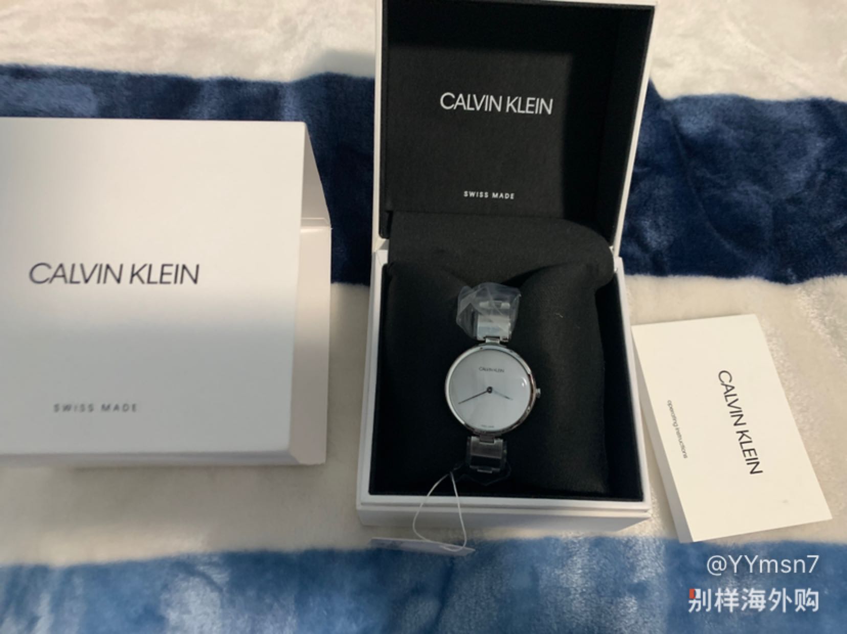 挺不错的，发货也挺快，手表很漂亮，精致小巧，买了两块自己就一块，送一块给闺蜜