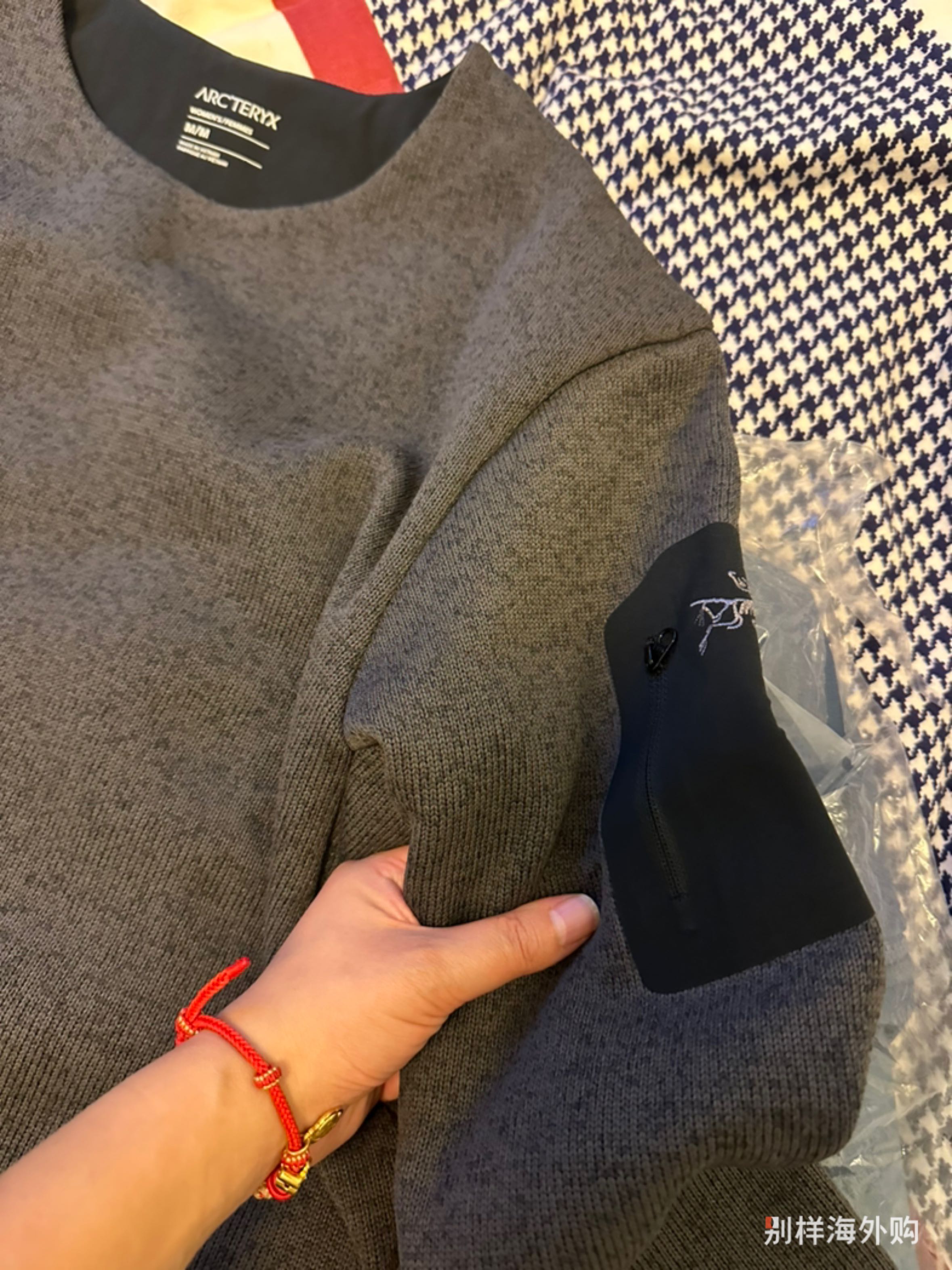 挺好的，大小合适，品质挺好，内里有棉绒，非常百搭，合适通勤和运动
