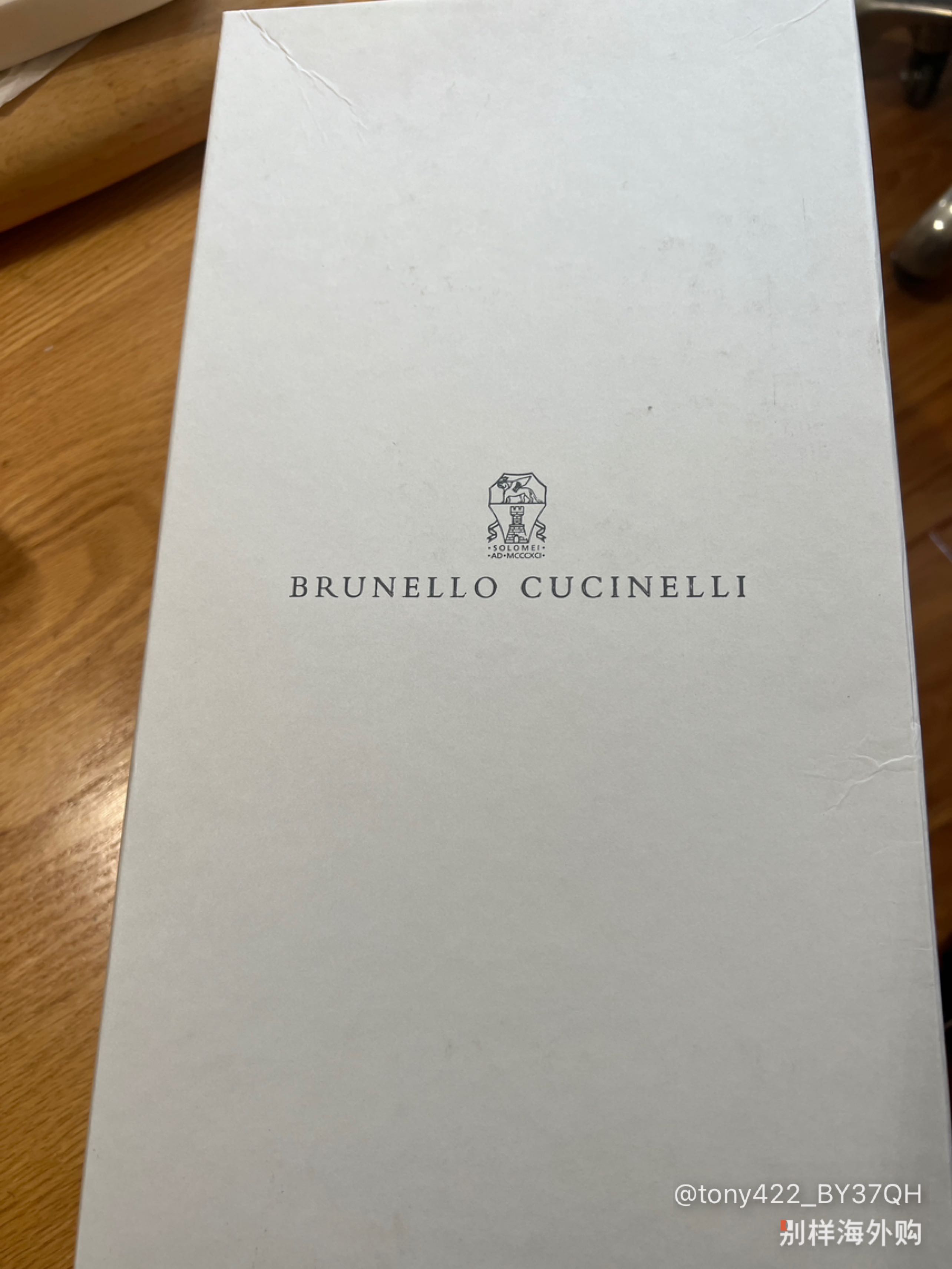 顶级男装品牌，BC皮鞋做工也超好，价格比国内便宜很多。