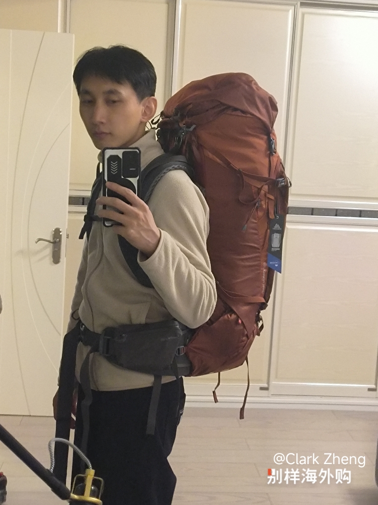 背包之王，物流二十天不到，蛮赞的，注意这不是新款