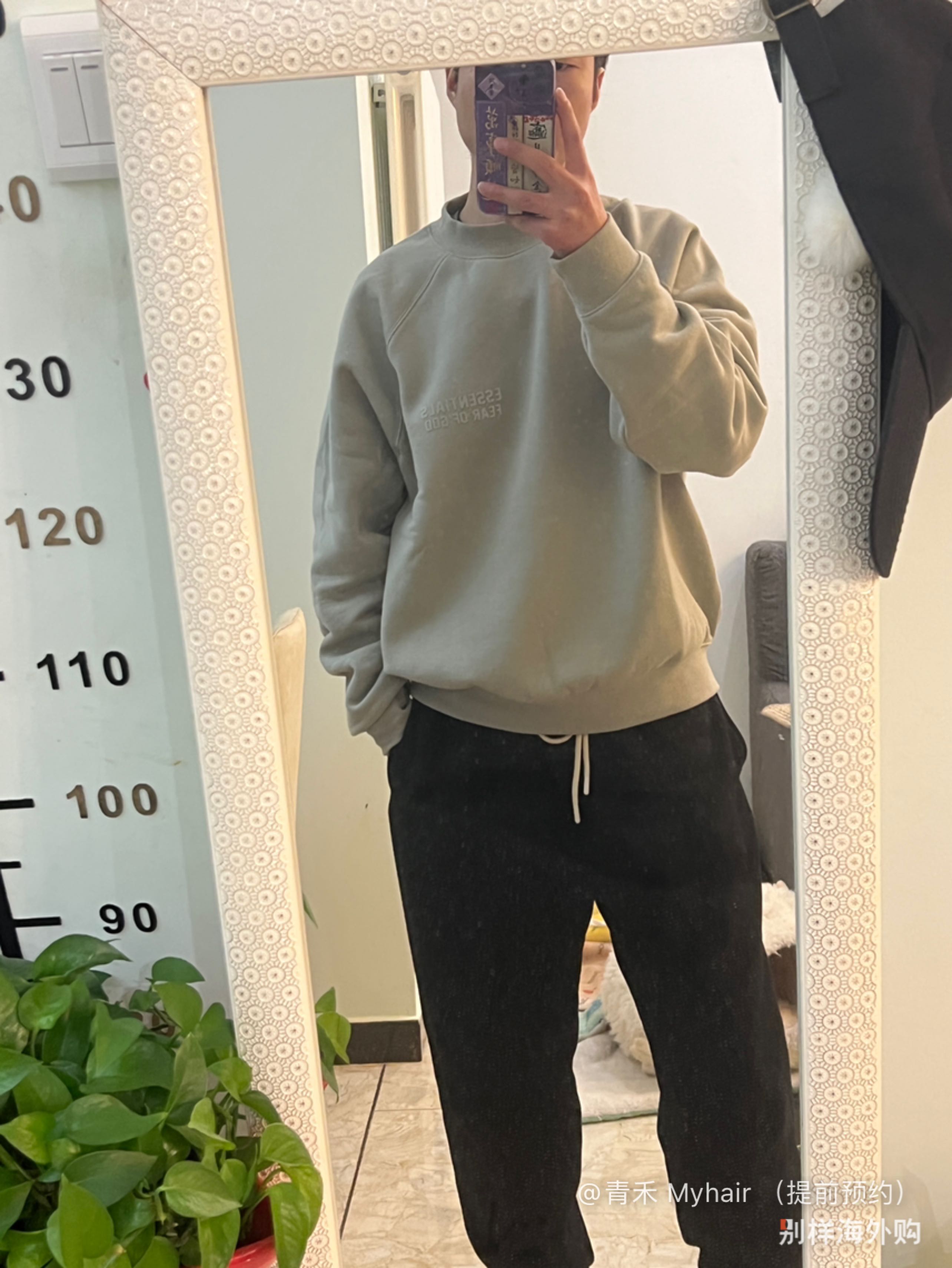 这款卫衣，是袖子长一点，不适合有肚子的男士