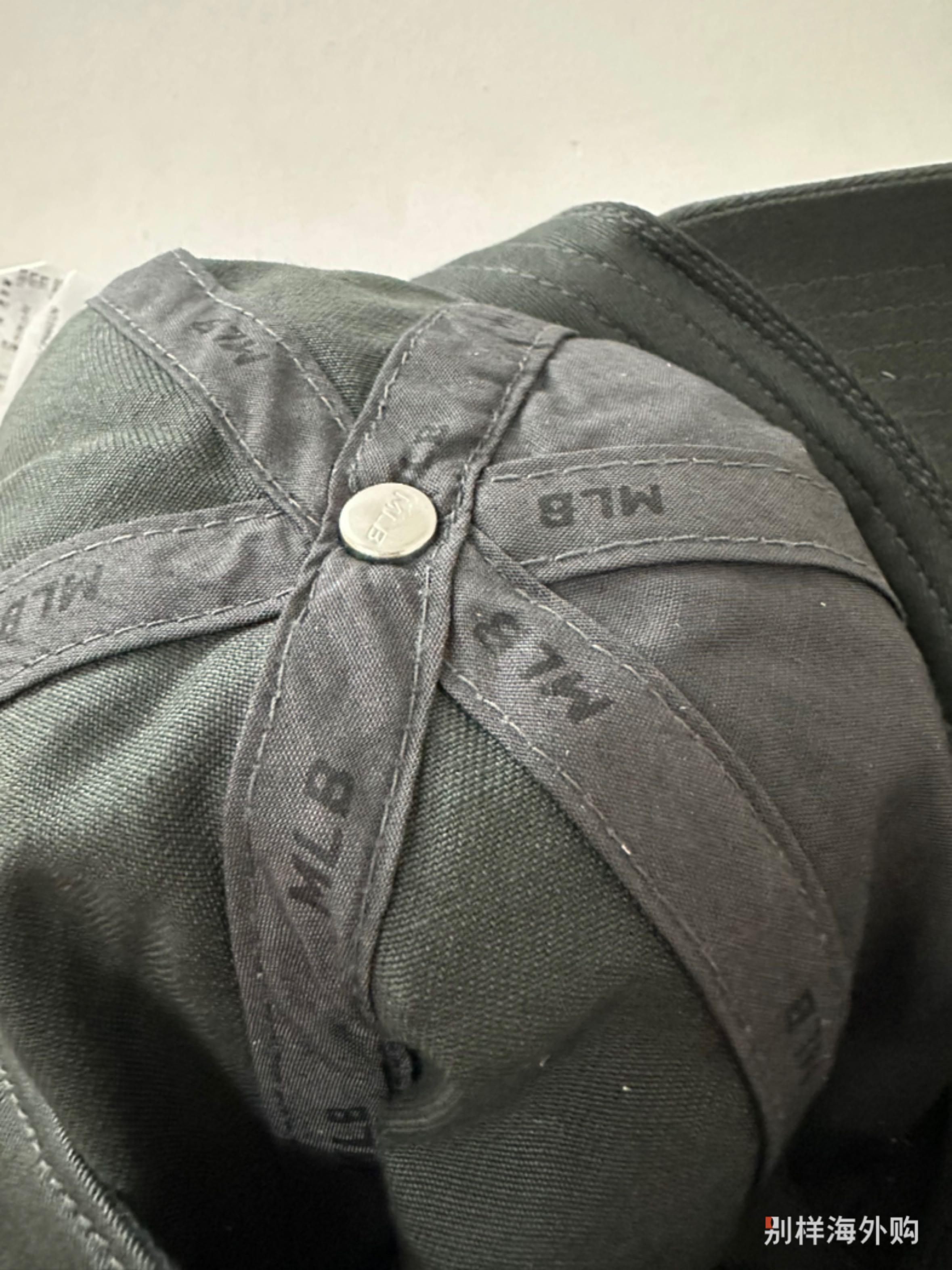 因为用了积分，原价147r我的帽子🧢只需要18r到手了哈哈哈哈罒ω罒虽然加购不了我想要的LA，但NY也不错哈哈~我要努力挣积分😆继续薅羊毛~嘻嘻（。＾▽＾）