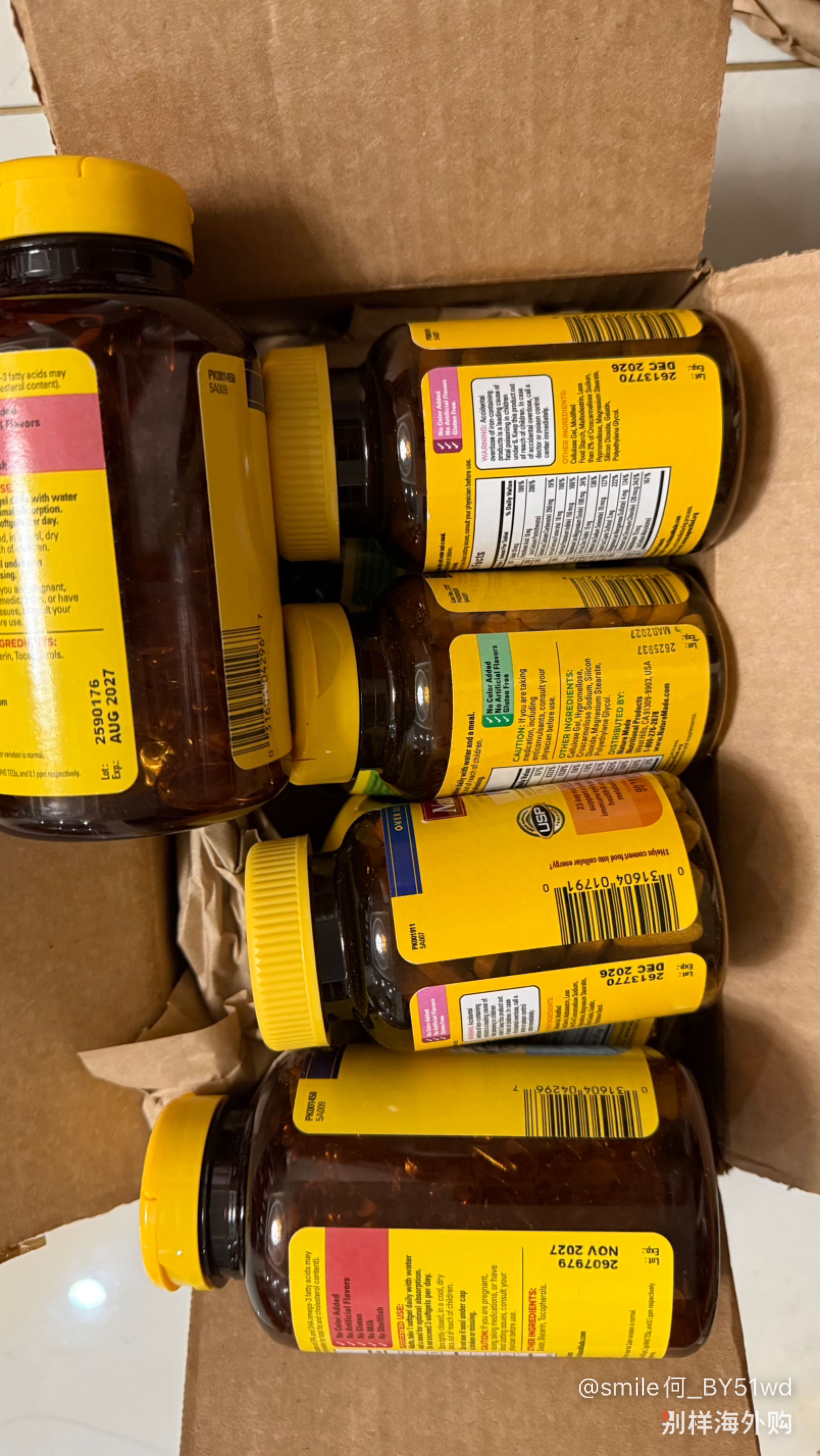 满二免一买的，很划算。包裹包装完好，商品日期也都不错🌹🌹