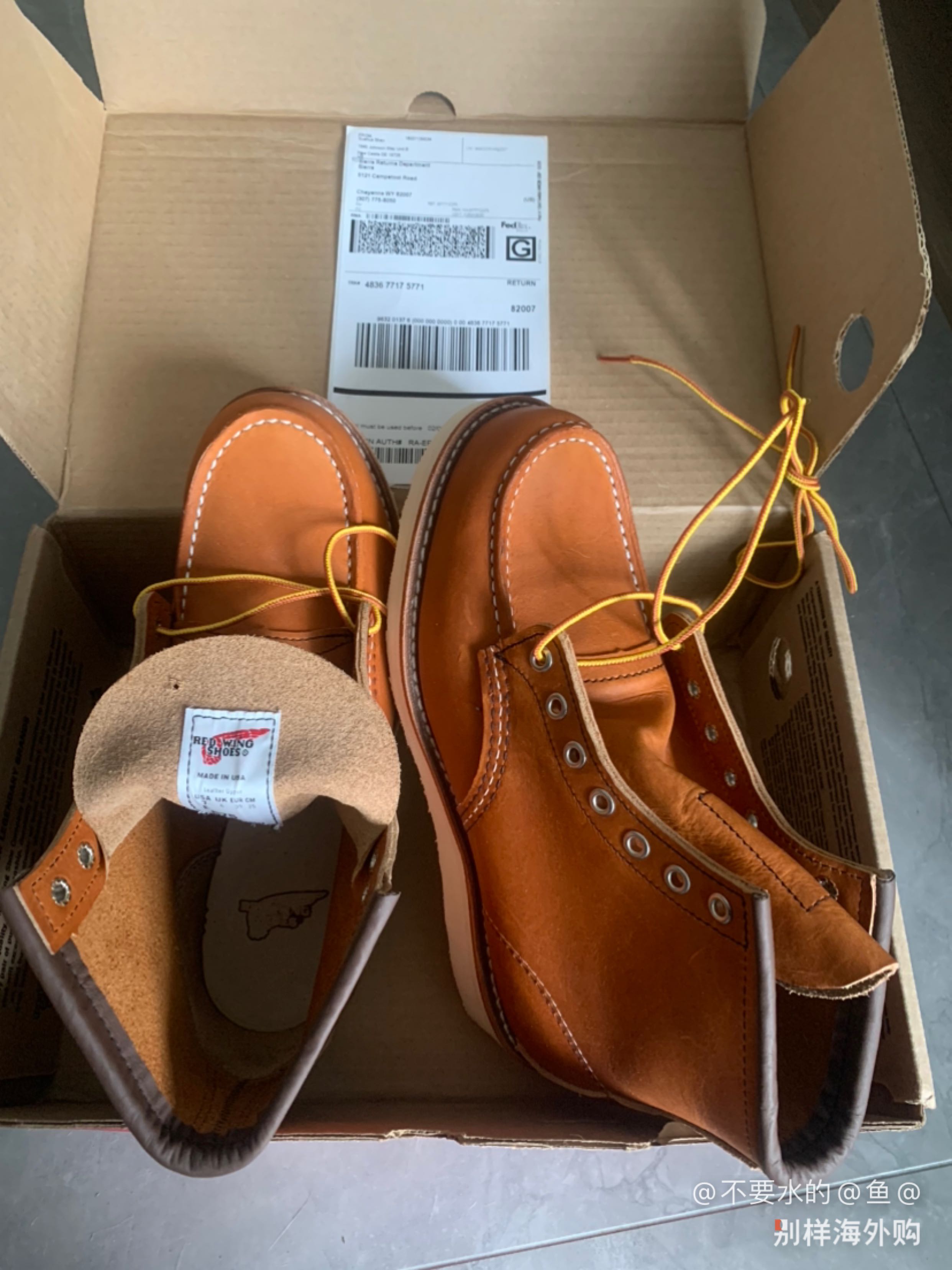 赶上个合适的价格拍的39的 41的脚偏瘦幸亏是E楦的 正好 不错不错 鉴定过了正品