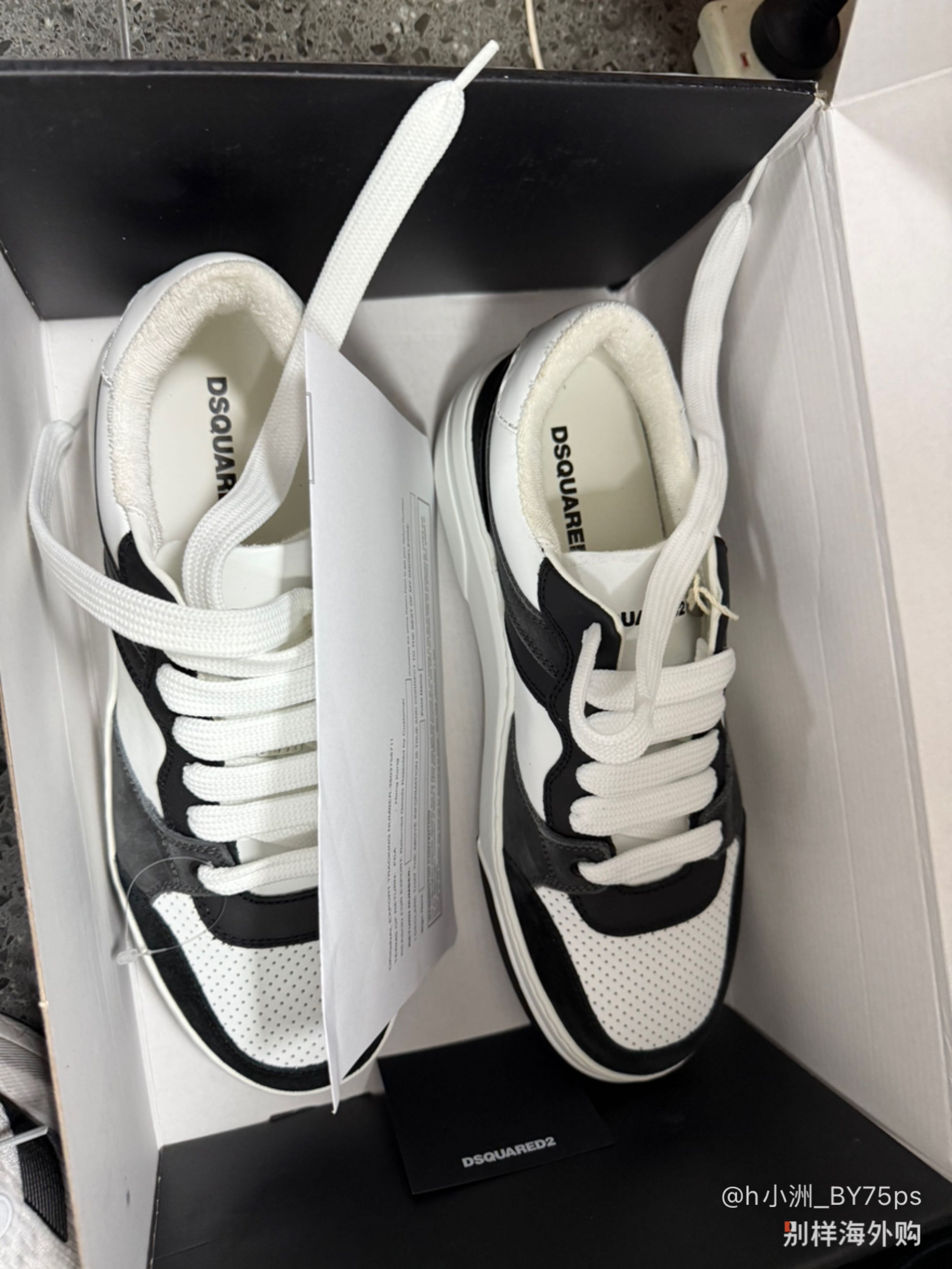 好看，价格合适，该有的东西都有