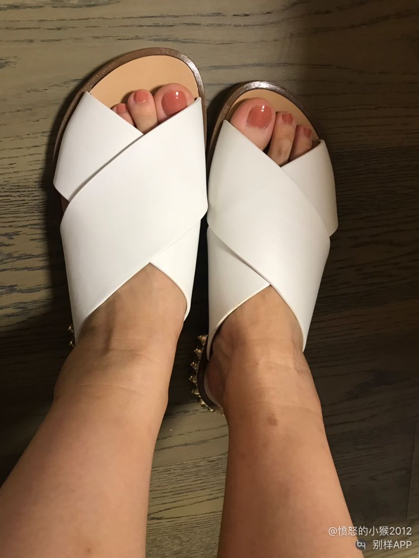 Stuart weitzman rockrose leather on sale slides