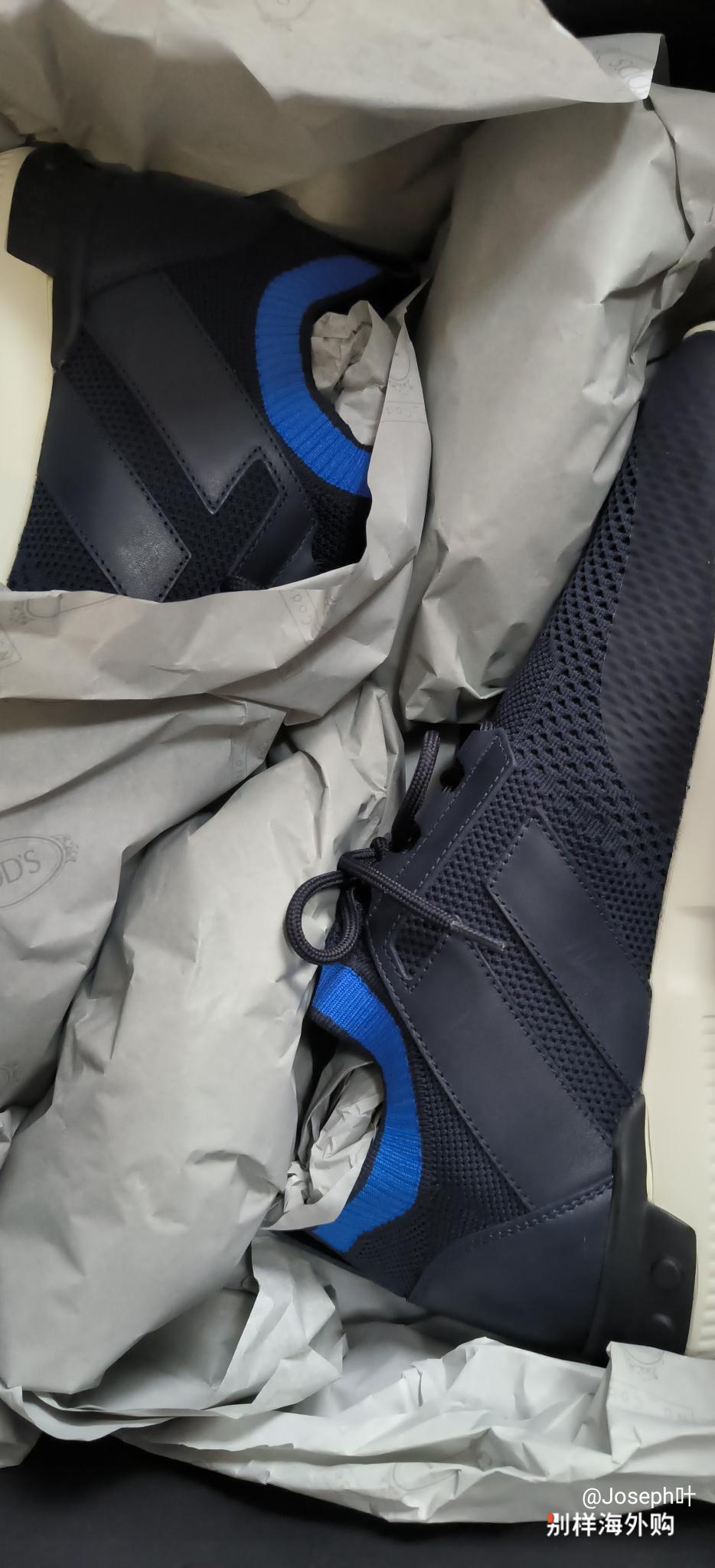 用户J***叶对商品的晒单评价: TOD'S欧码尺码偏大，按照长度买正好。大牌子很精致, 点赞数: 1