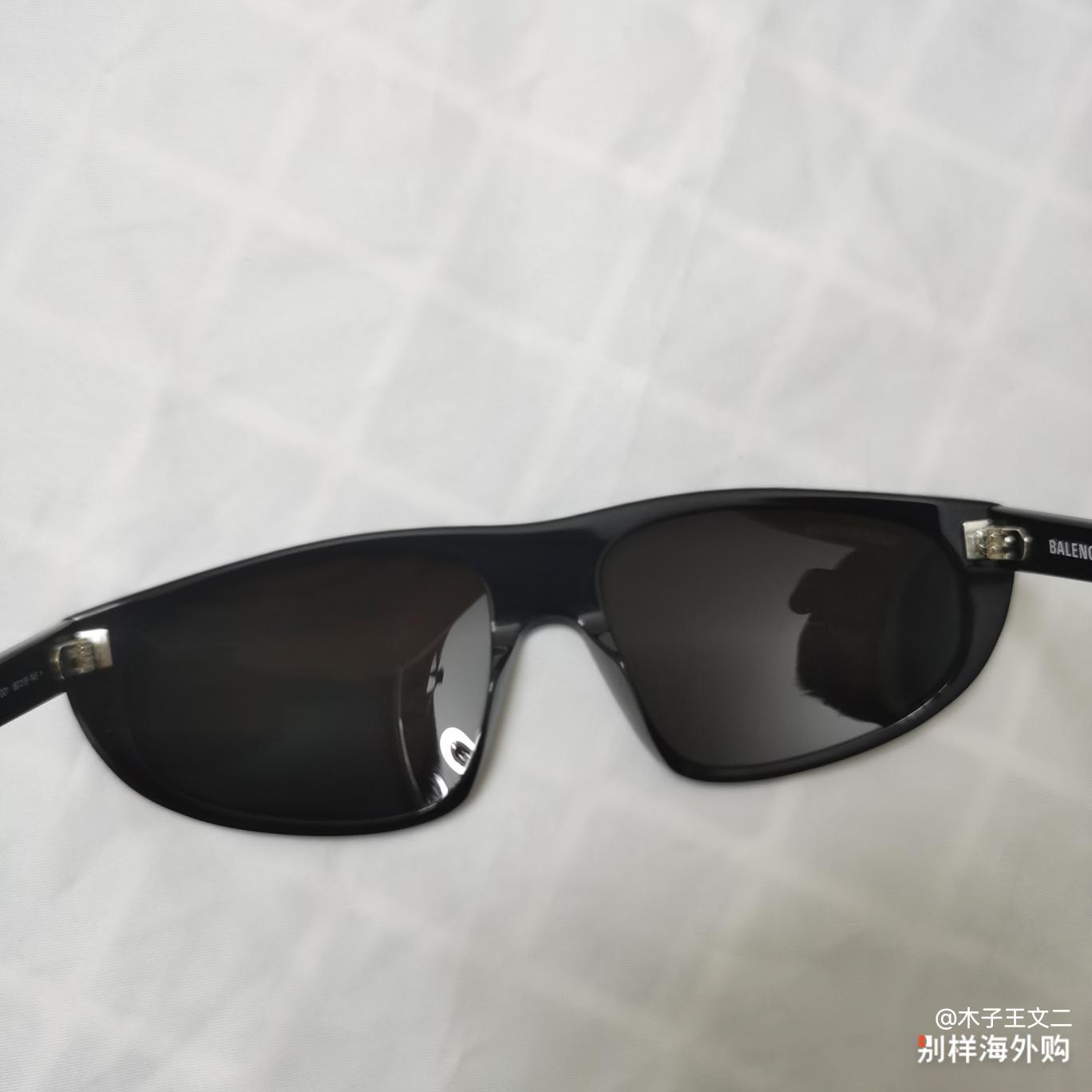 用户木***先对商品的晒单评价: 可以可以, 点赞数: 3