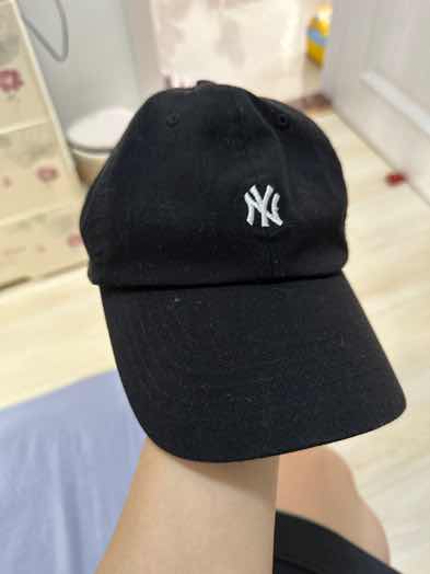 🐈***y评价:戴起来不好看，版型问题，老公戴也不好看，感觉有点假