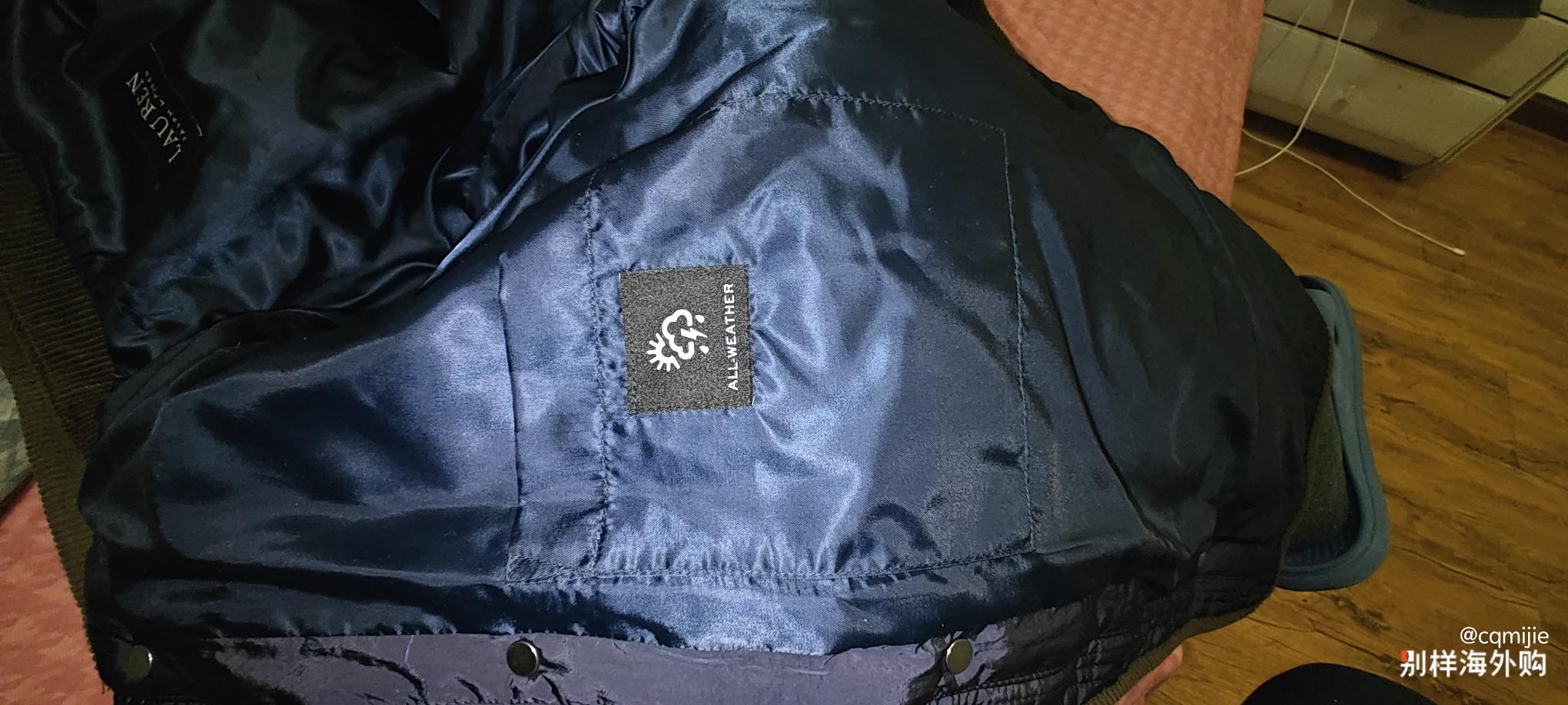 本人180厘米170斤，穿着美国的童装刚刚合适，老美的儿童确实高大。拍几张照片供大家参考。没有想象中那么经验。很薄，适合15-20度穿。面料有点硬。