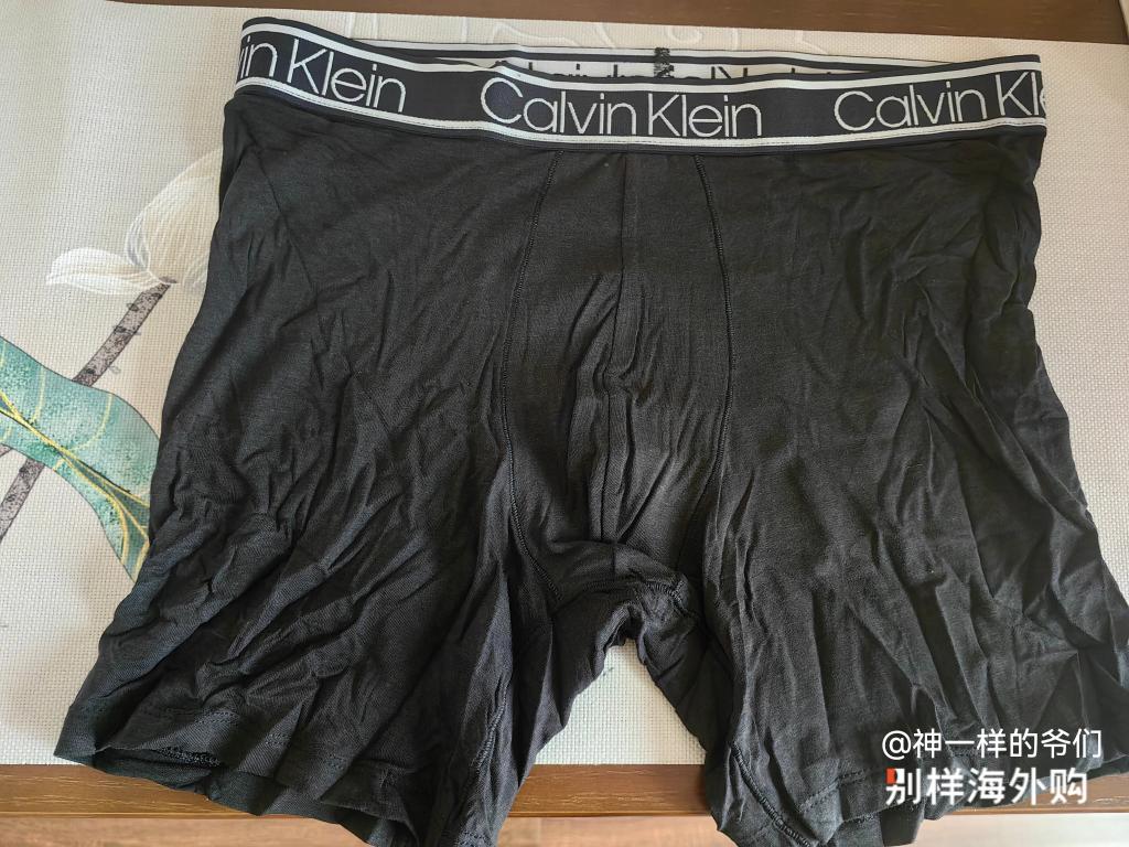 用户神***们对商品的晒单评价: CK的内裤舒服，质量上乘，一般比裤子小一码买就可。, 点赞数: 3