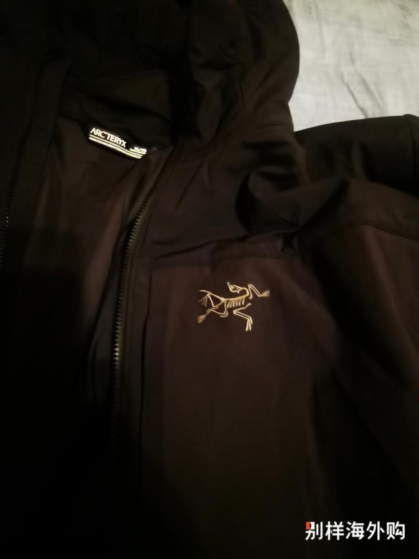 Xl对我而言，买大了，准备出掉。