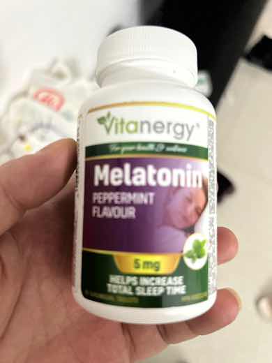 用户y***z对商品的晒单评价: 默认好评, 点赞数: 11