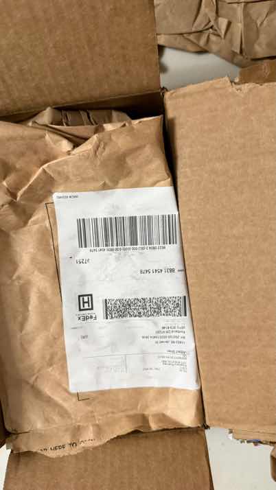 满二免一买的，很划算。包裹包装完好，商品日期也都不错🌹🌹