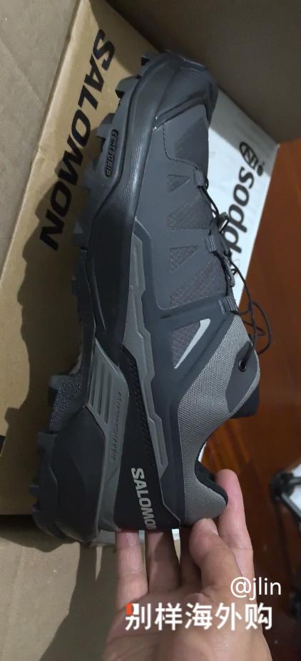 用户j***n对商品的晒单评价: 很帅气，黑色很好看，性价比很高，虽然等待时间有一点长，但值得购买。, 点赞数: 3