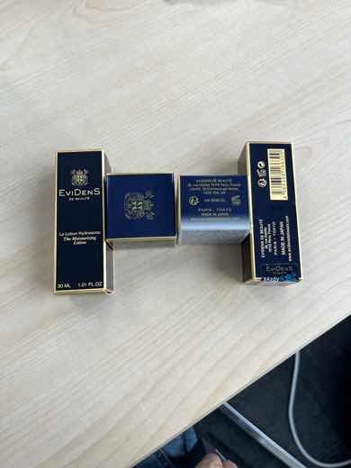 用户w***q对商品的晒单评价: 好用舒服划算旅行装方便, 点赞数: 3