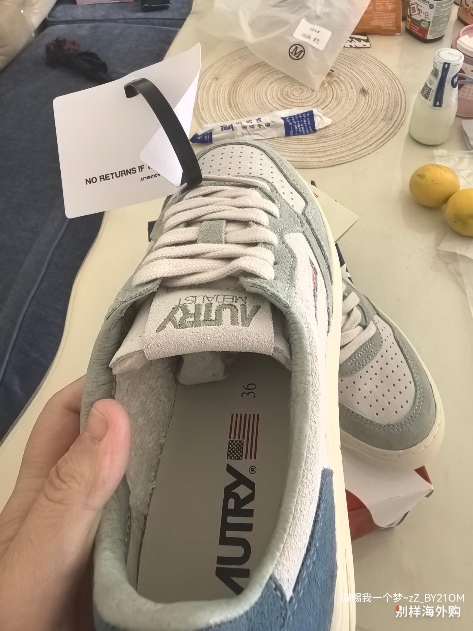 用户赐***M对商品的晒单评价: 鞋型好，上脚舒服，价格划算, 点赞数: 4