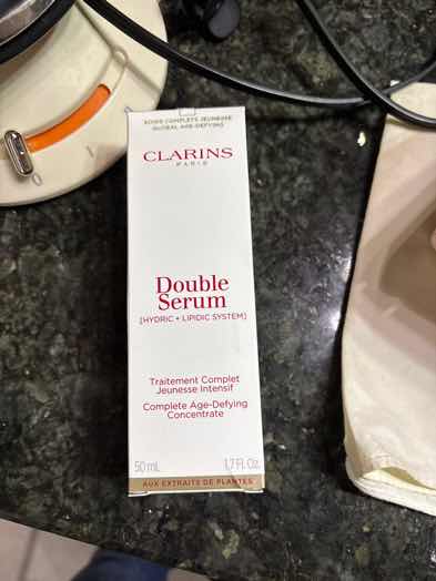 用户匿名用户对商品的晒单评价: 精油非常好 滋润不油腻 价格实惠 正品, 点赞数: 2